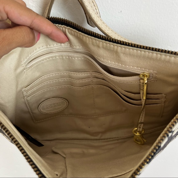 Fossil Pattern Crossbody Bag - Picture 4 of 7